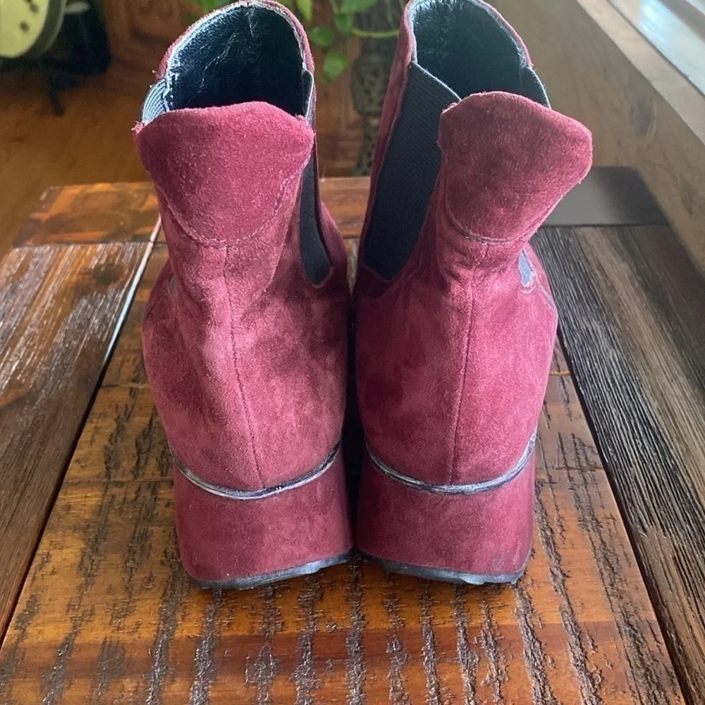 Stephane Kelian Paris burgundy wine suede booties - Picture 5 of 16